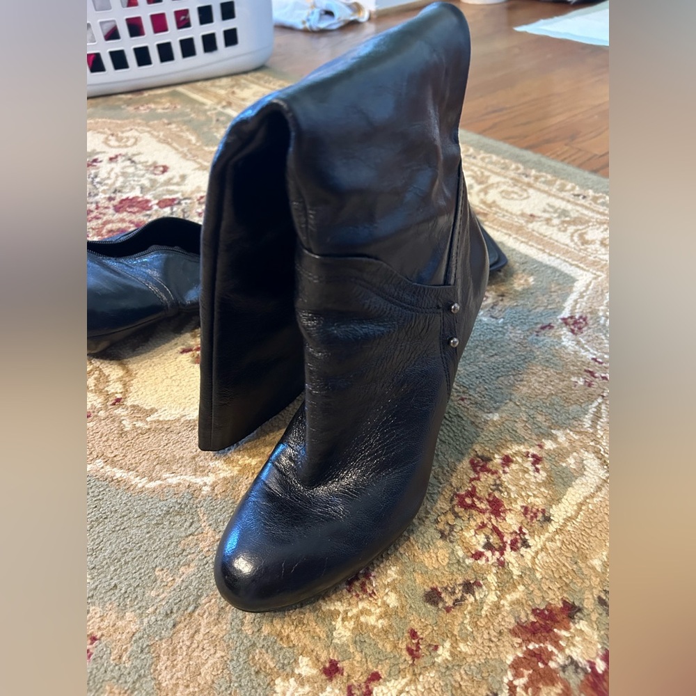 Beautiful leather boots!